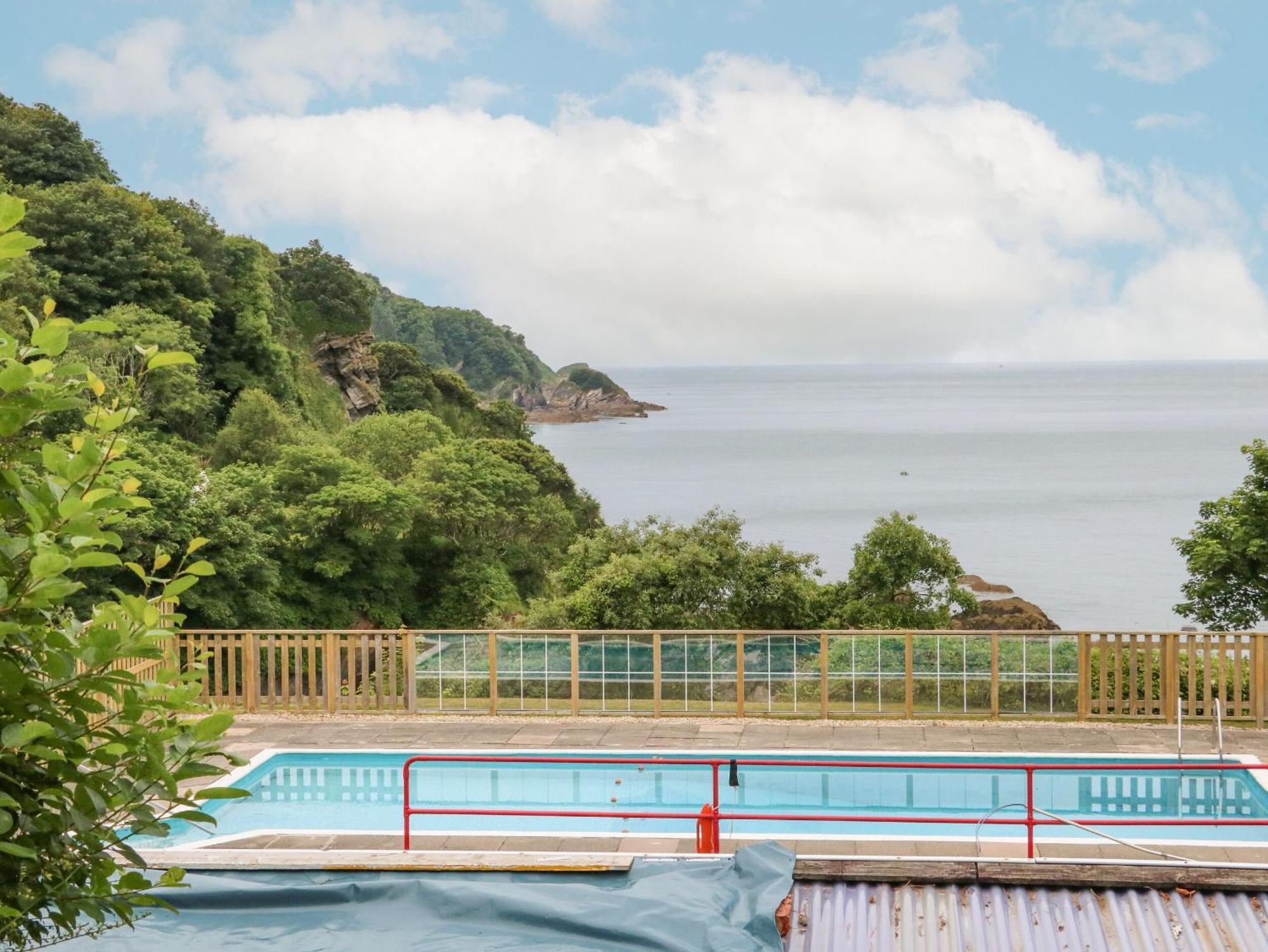 Ochenta Villa Combe Martin Kültér fotó