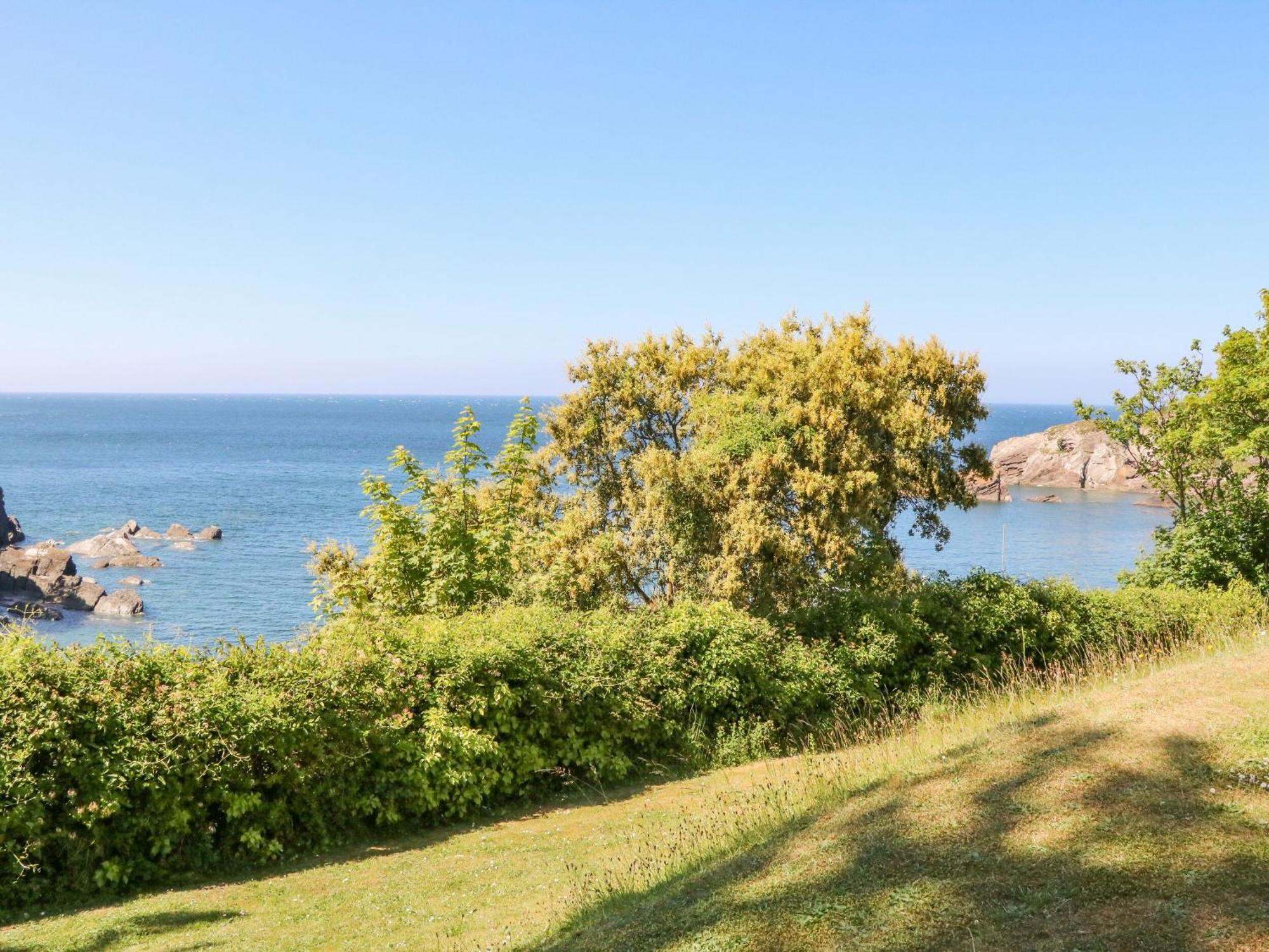 Ochenta Villa Combe Martin Kültér fotó