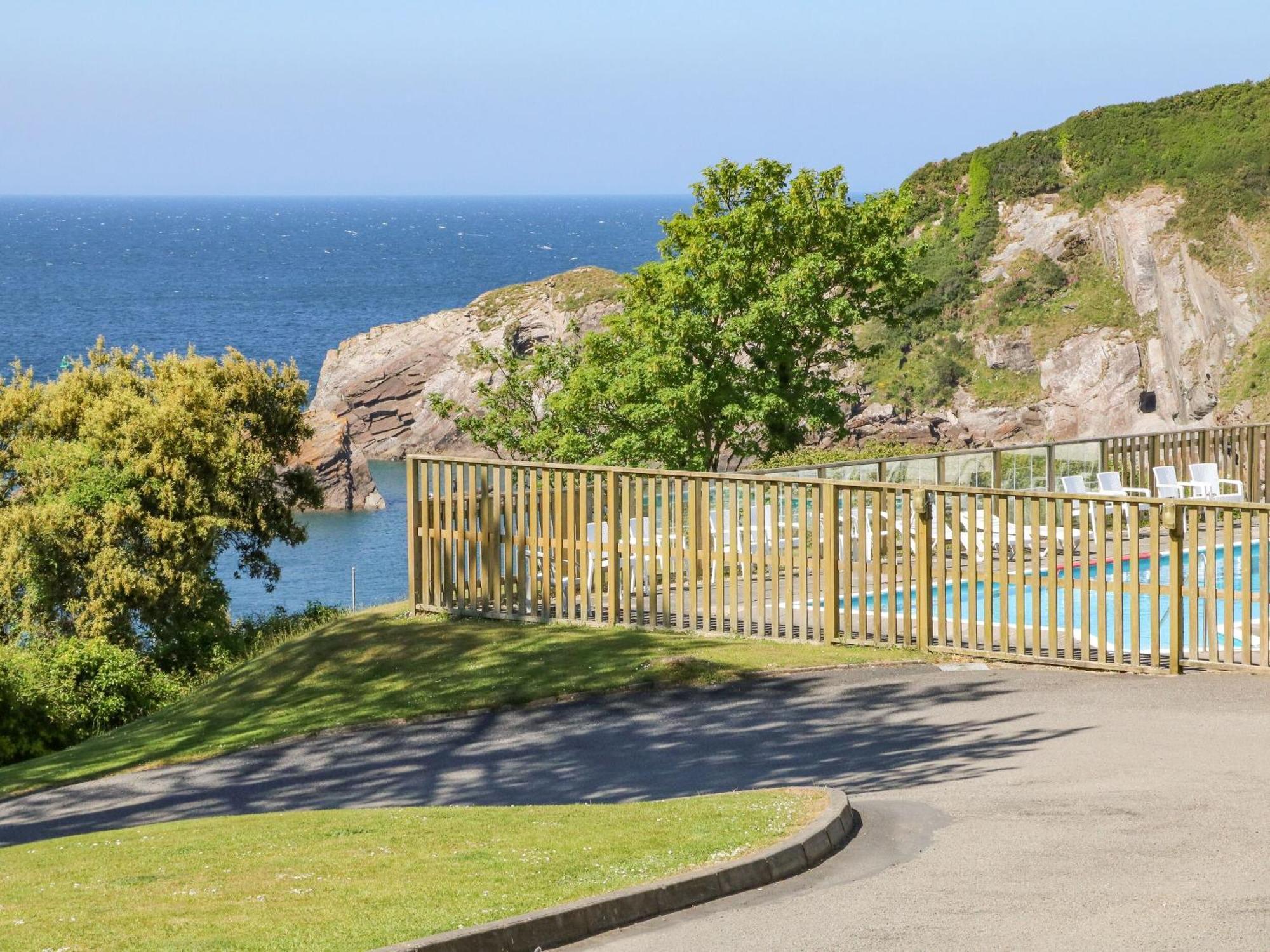 Ochenta Villa Combe Martin Kültér fotó